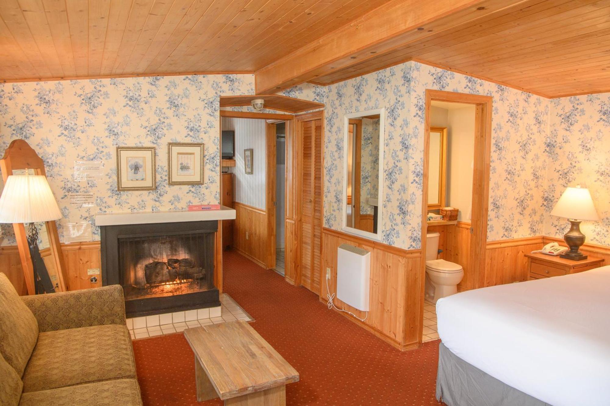 Carmel Fireplace Inn Exteriér fotografie